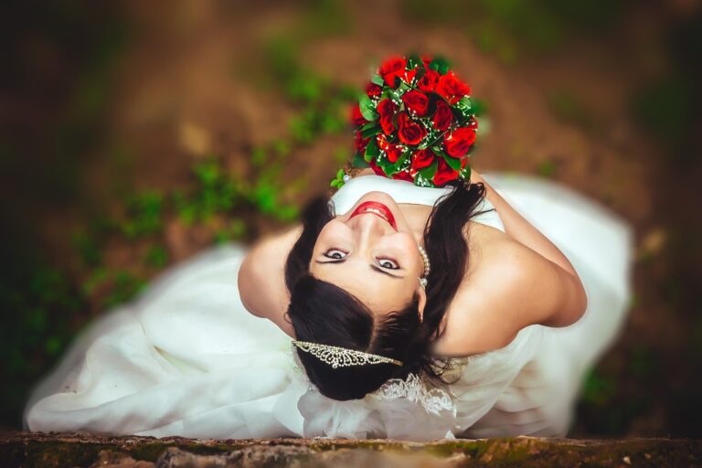目黒川の夜桜で素敵なウェディングフォトを撮影する方法は？