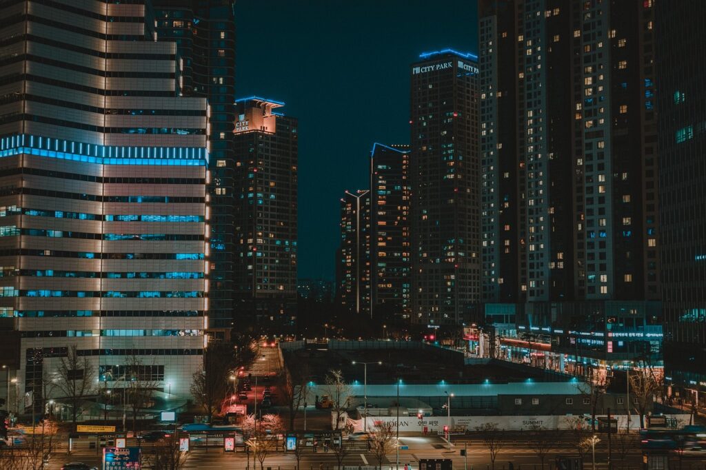 横浜みなとみらいで撮影する夜景フォトのベストスポットは？